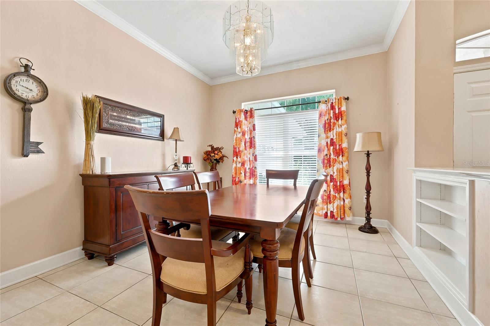 CHELSEA LANE - Residential