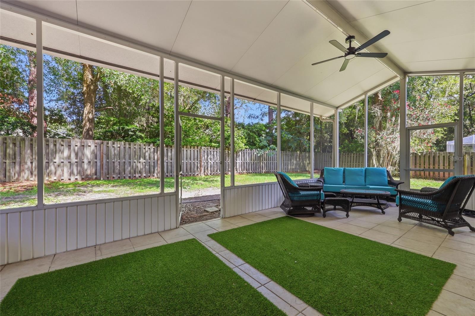 CHELSEA LANE - Residential