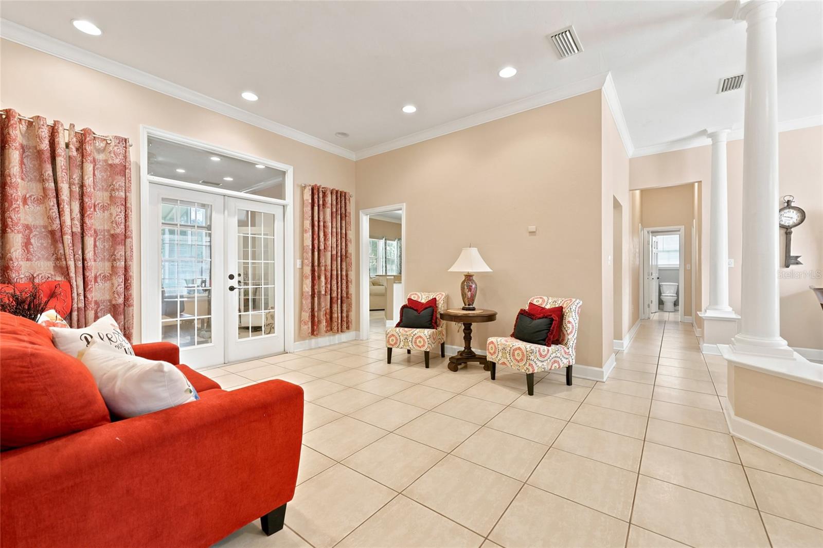 CHELSEA LANE - Residential