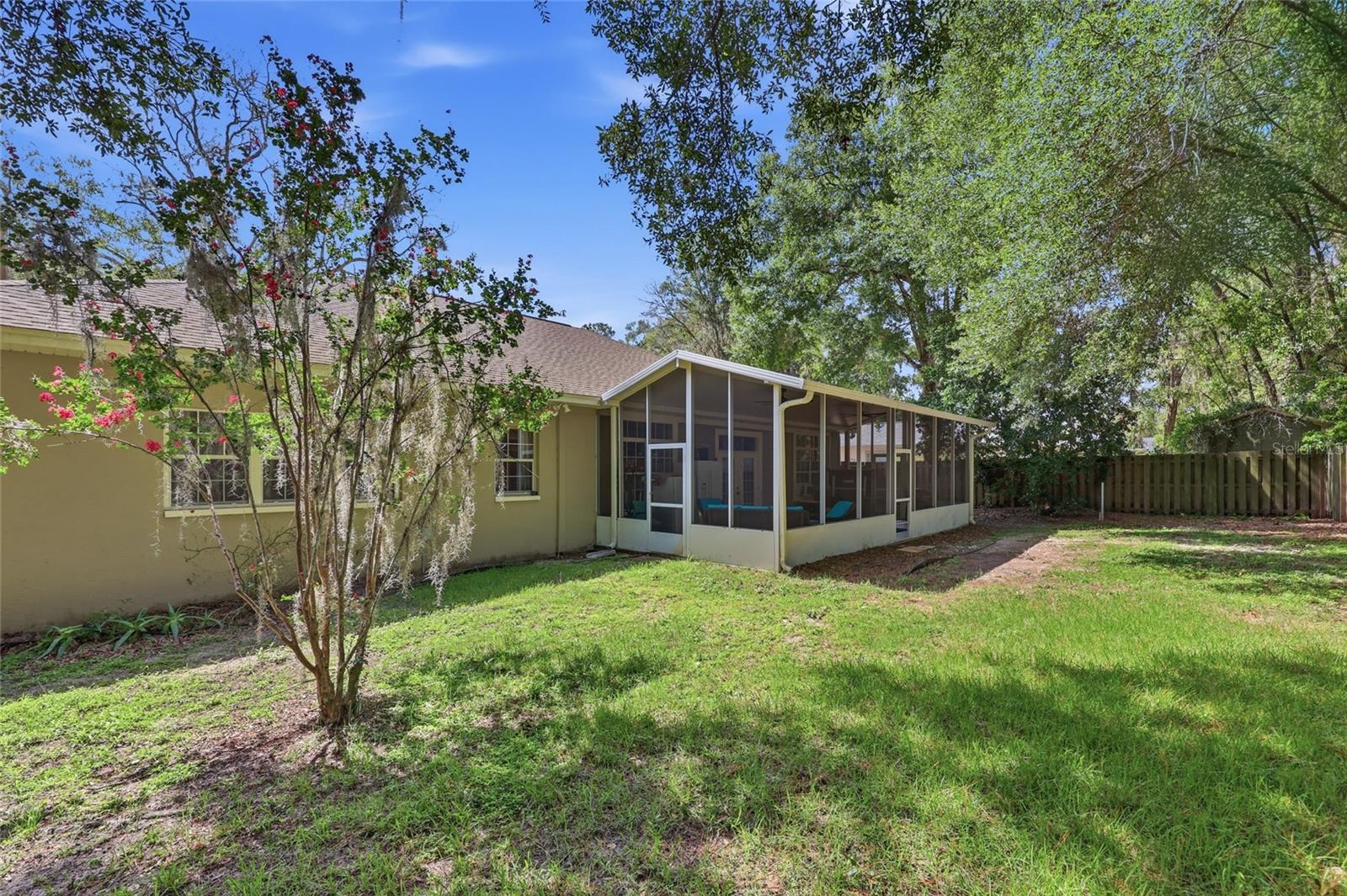 CHELSEA LANE - Residential