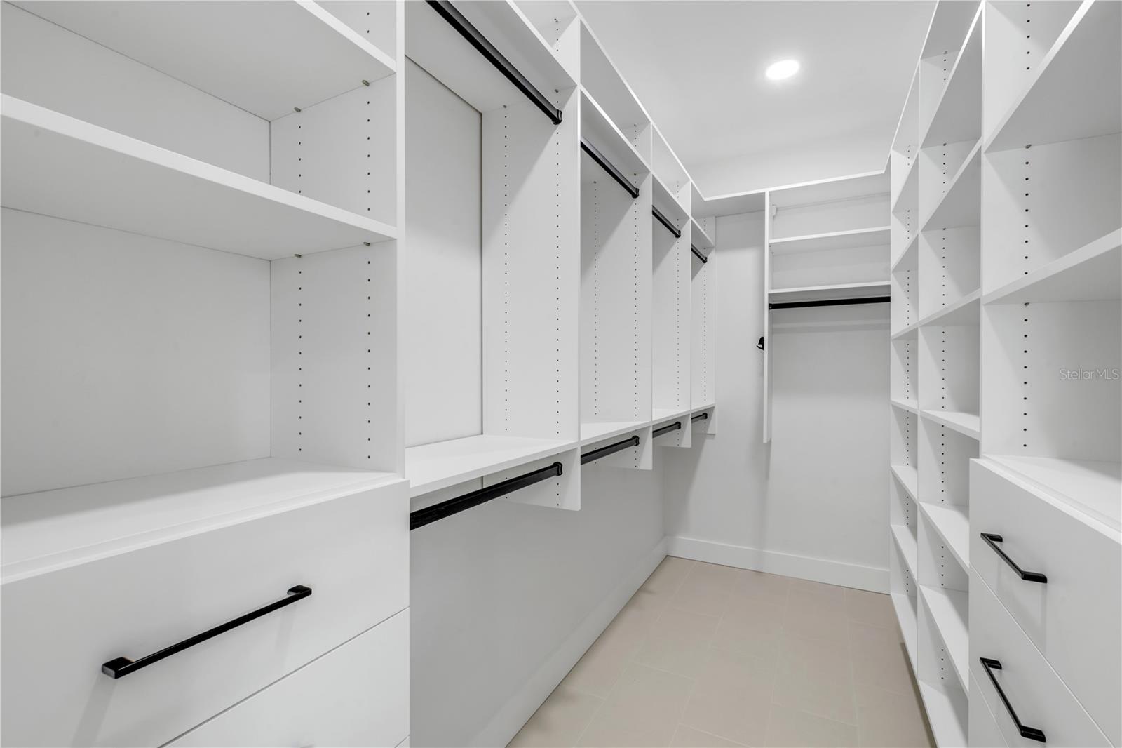 THOBURNS NEW SMYRNA BEACH - Residential
