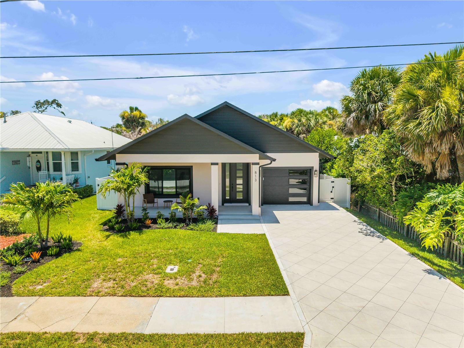 THOBURNS NEW SMYRNA BEACH - Residential