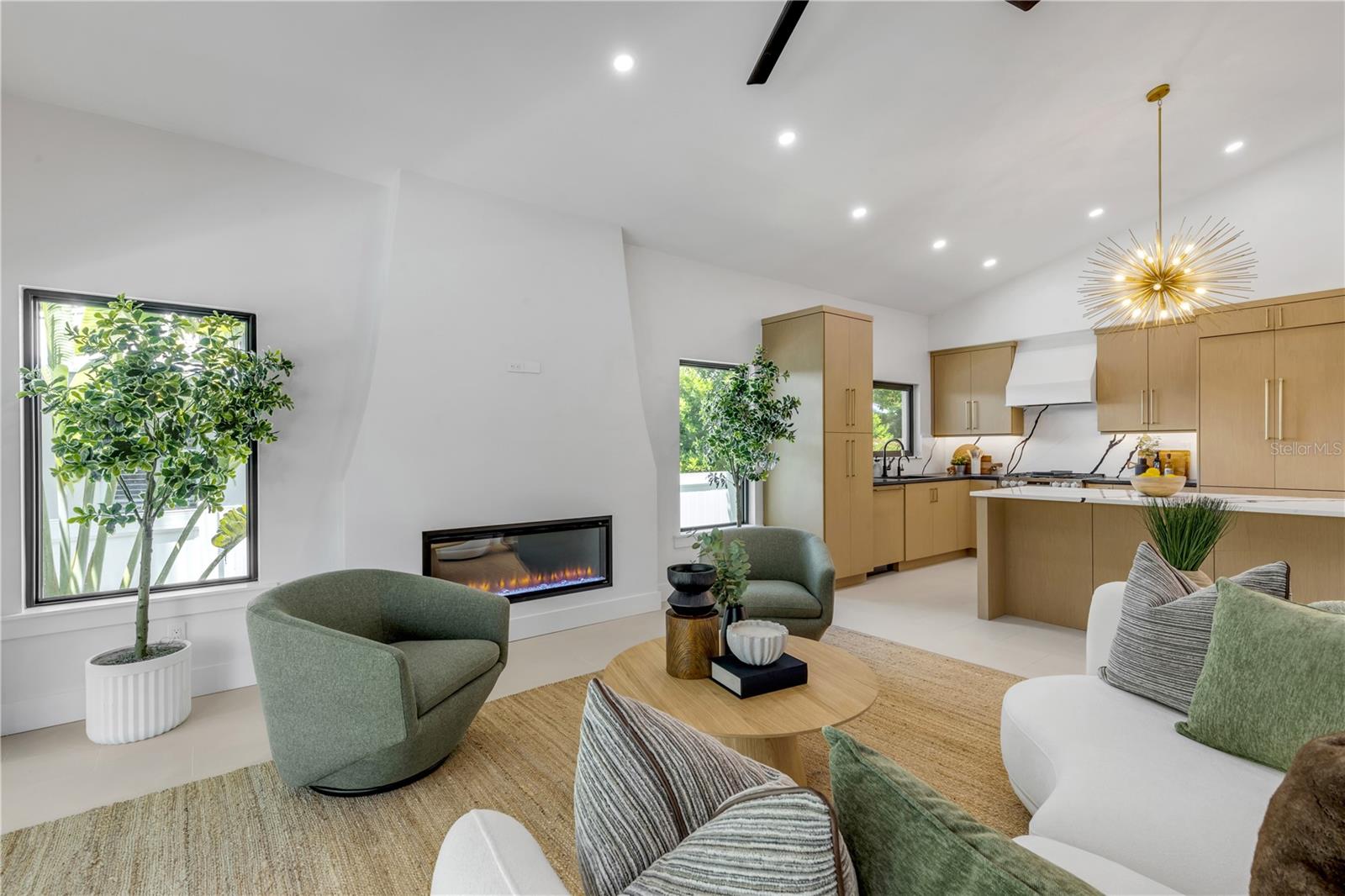 THOBURNS NEW SMYRNA BEACH - Residential