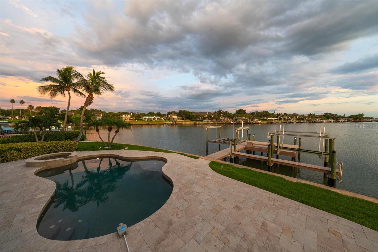HARBOR BLUFFS SEC 5 - Residential