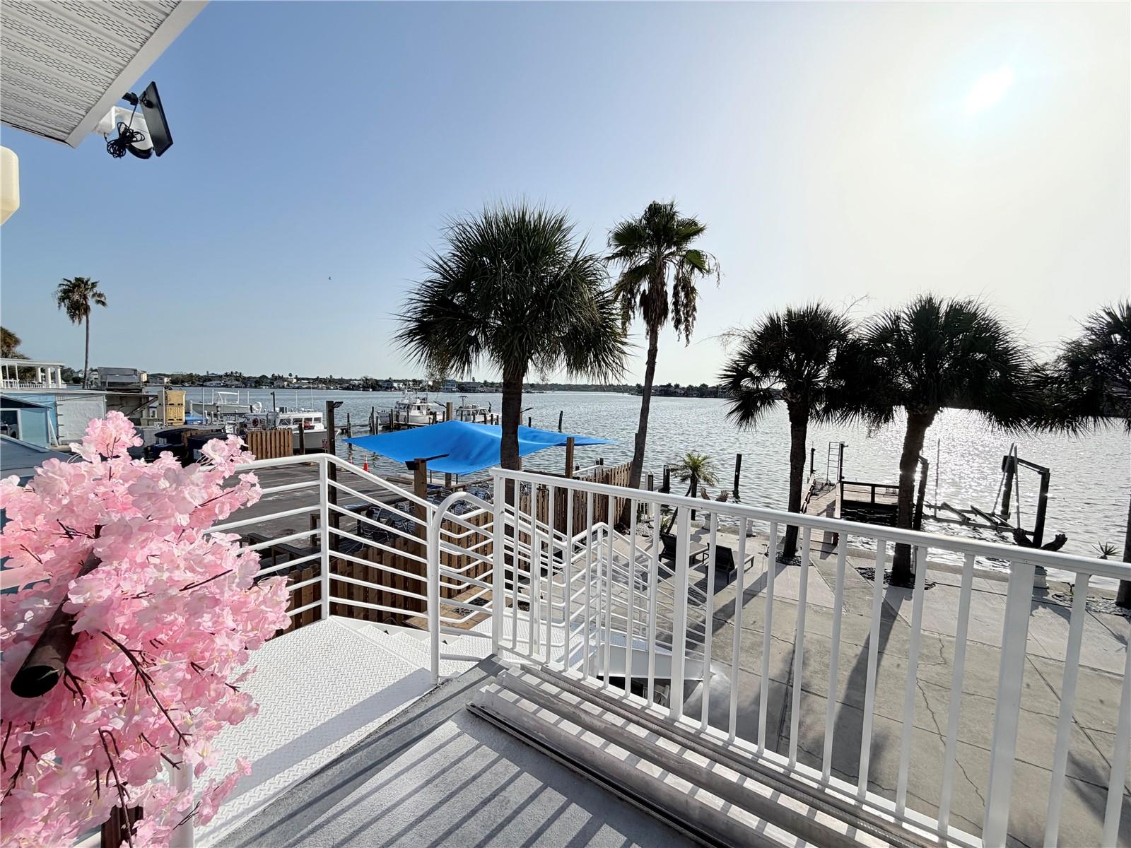 HARBOR SHORES 1ST ADD - Commercial Lease