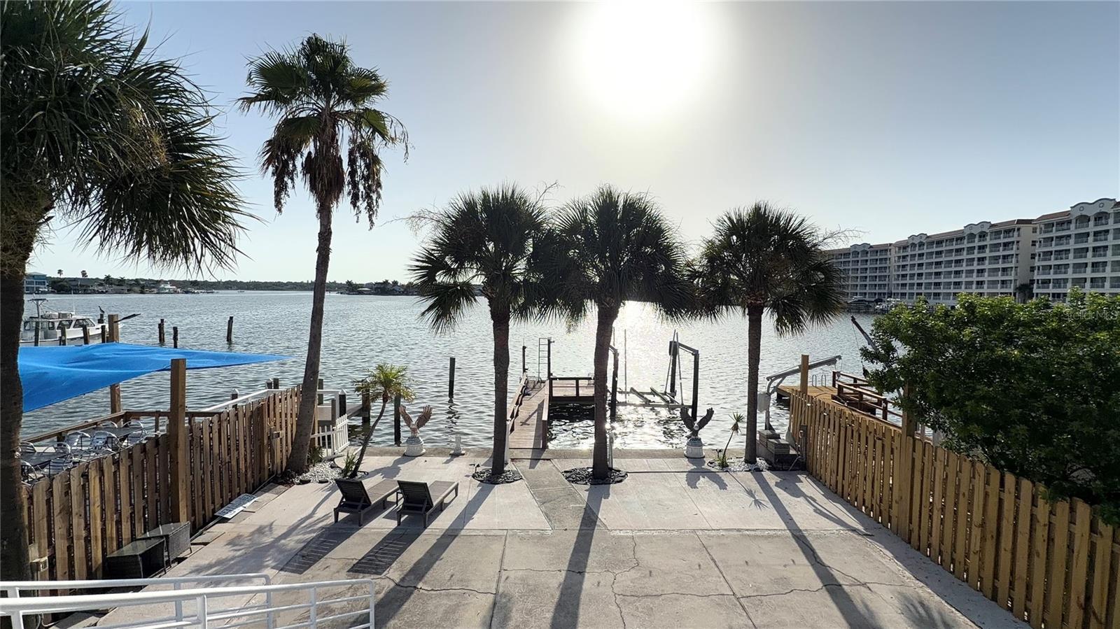 HARBOR SHORES 1ST ADD - Commercial Lease