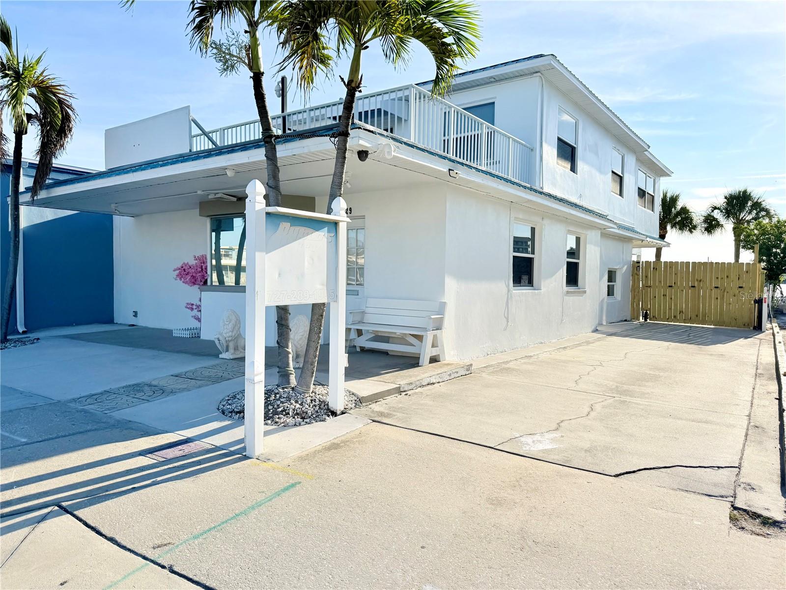 HARBOR SHORES 1ST ADD - Commercial Lease