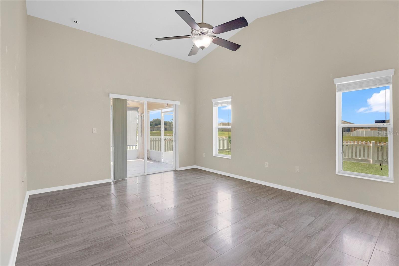 ST JAMES CROSSING - Residential