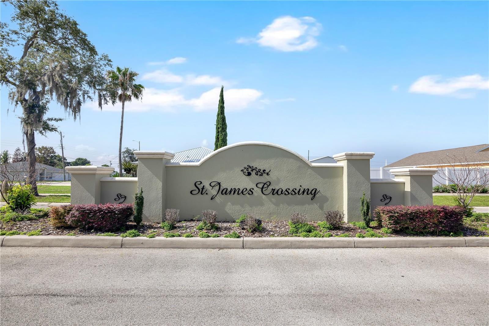 ST JAMES CROSSING - Residential
