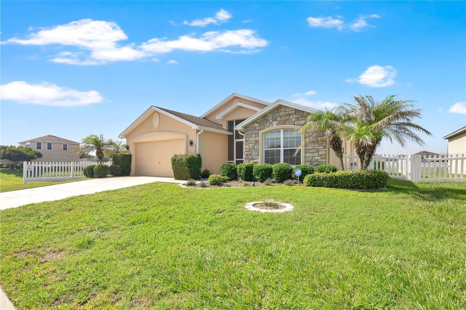 ST JAMES CROSSING - Residential