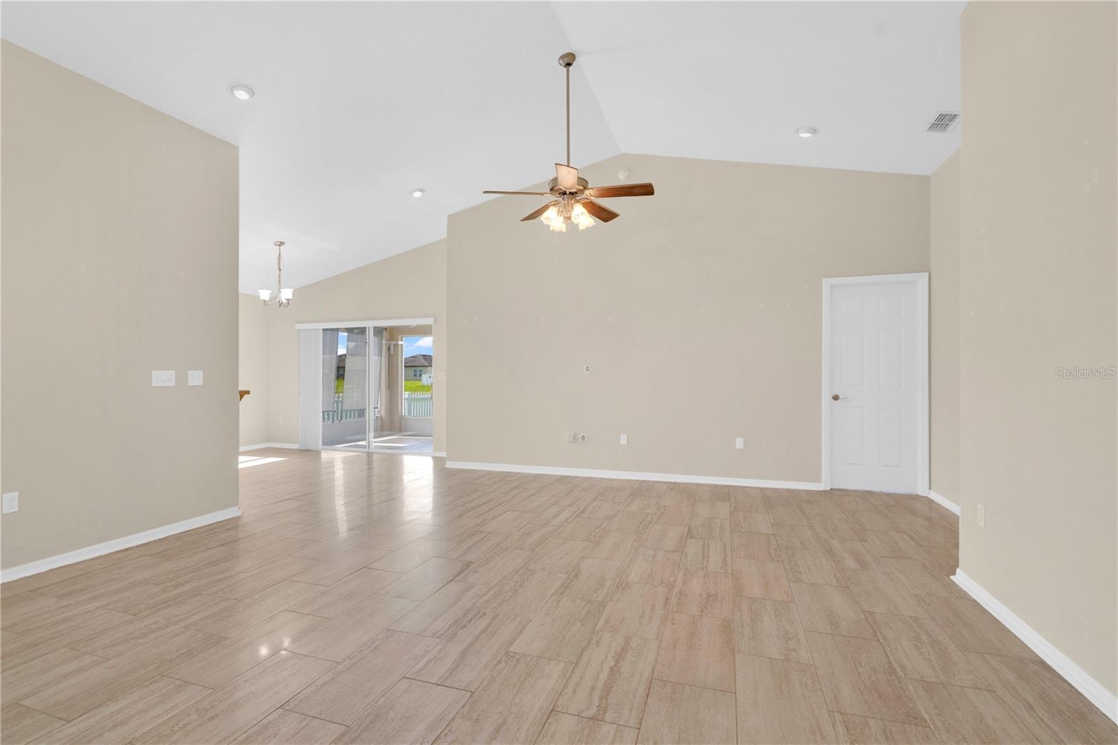 ST JAMES CROSSING - Residential