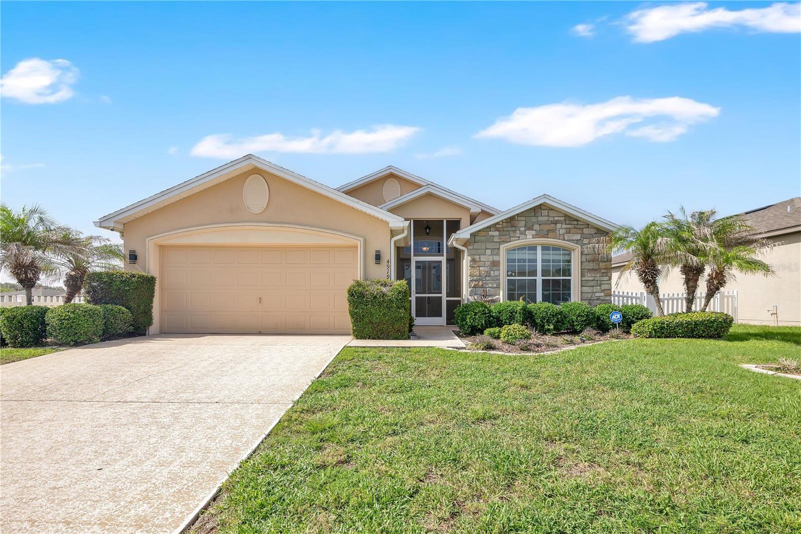 ST JAMES CROSSING - Residential