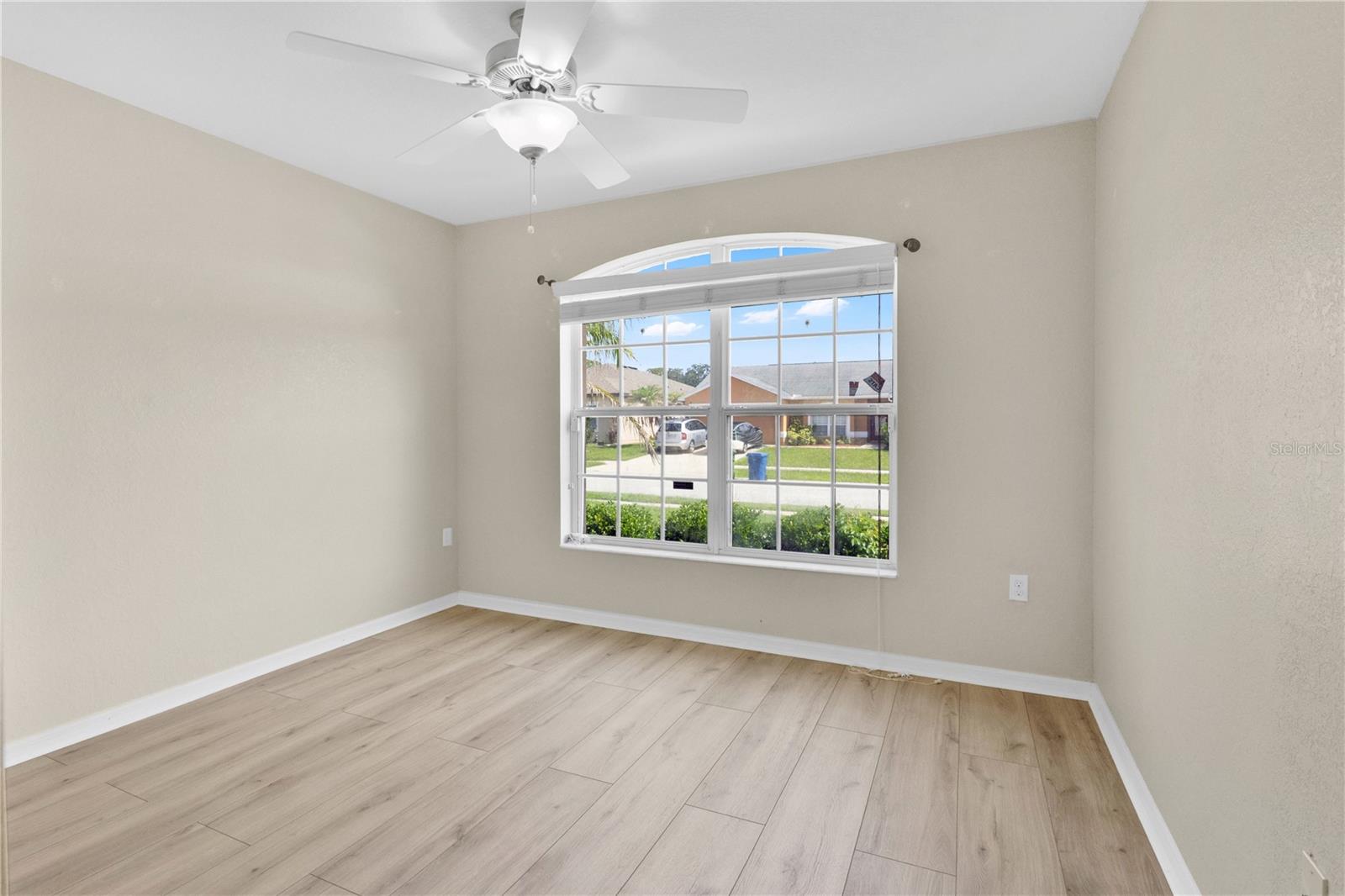 ST JAMES CROSSING - Residential