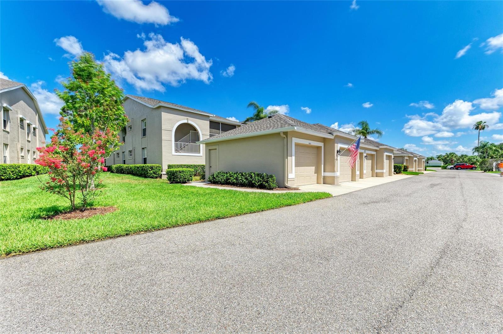 STONEYBROOK VERANDA GREENS 2 - Residential