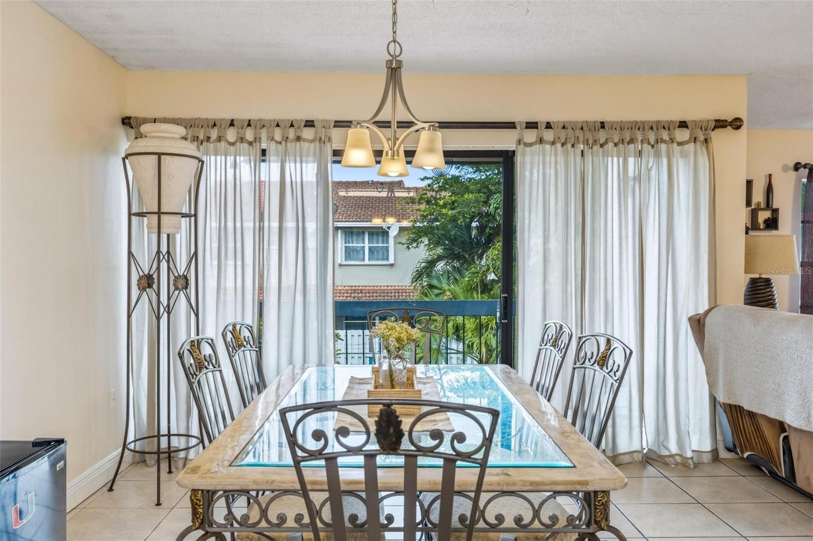 VILLA GRANDE CONDO - Residential