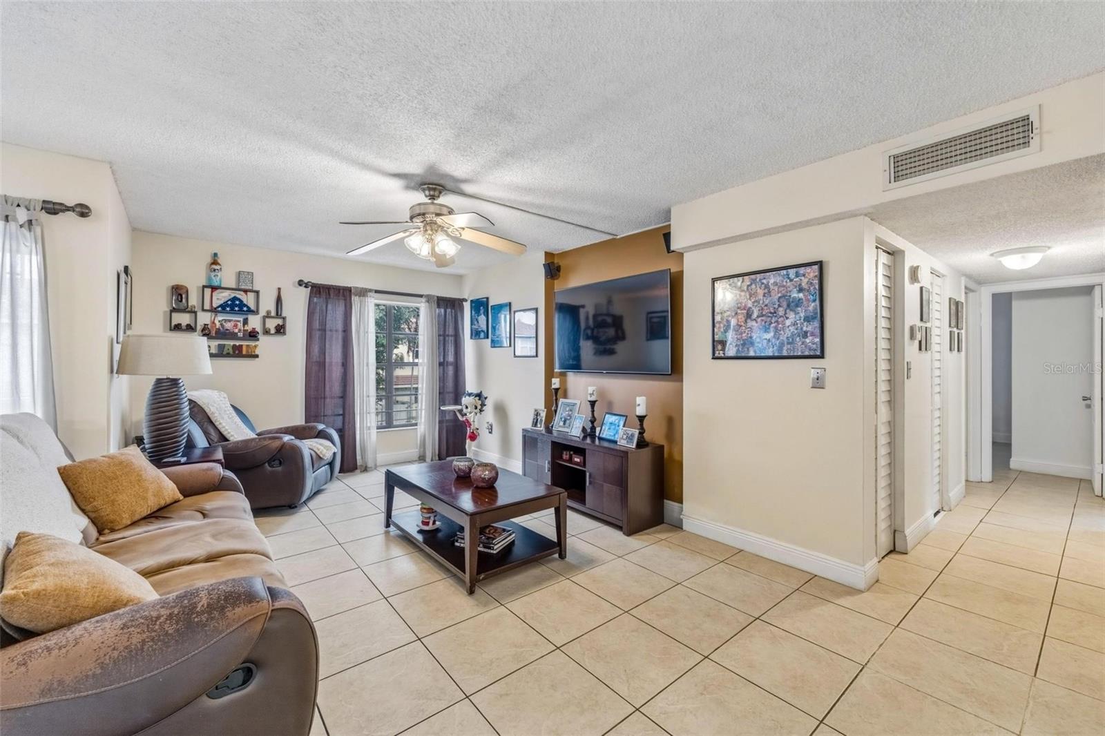 VILLA GRANDE CONDO - Residential