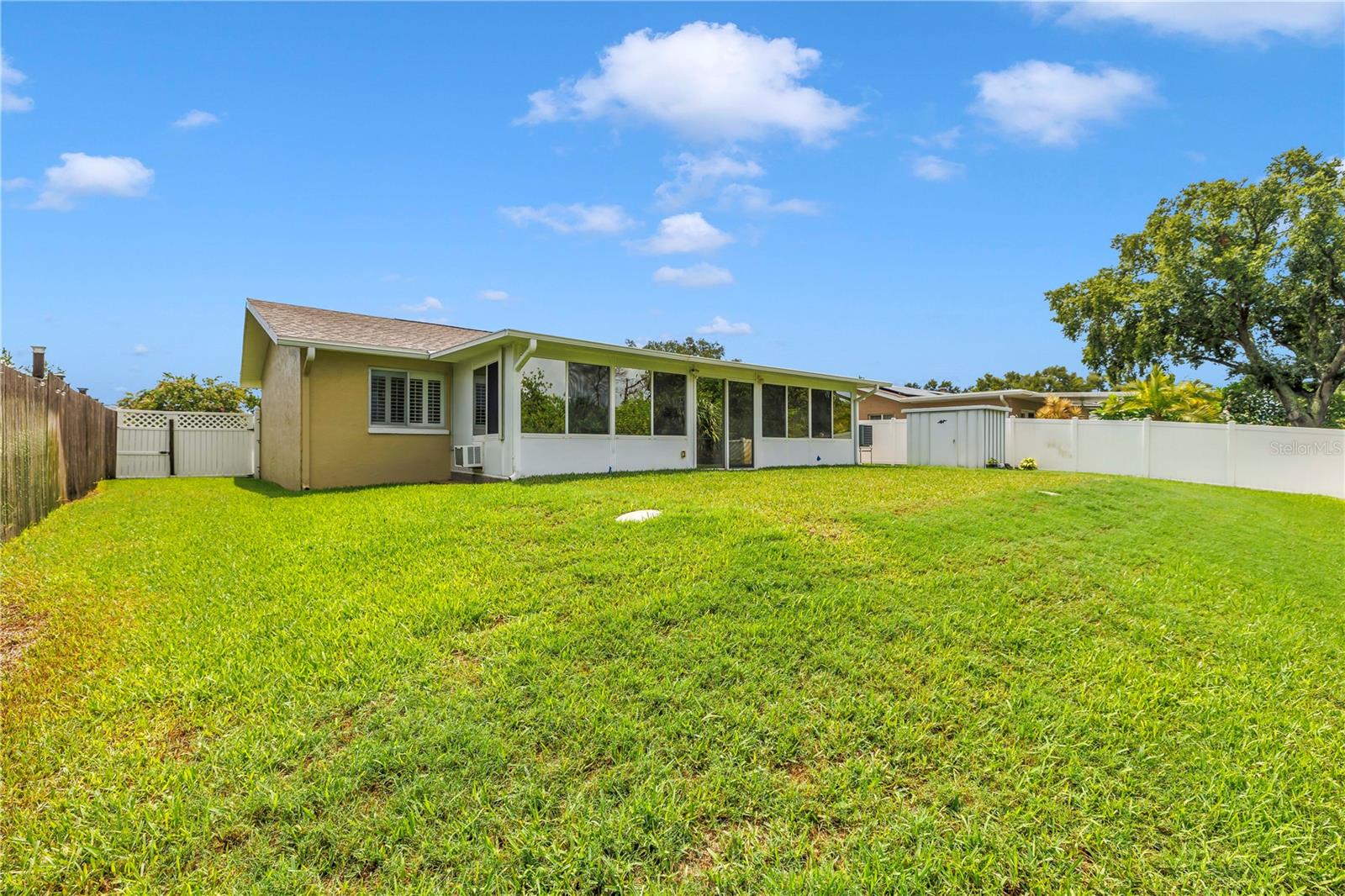 TWIN LAKES 3RD ADD - Residential