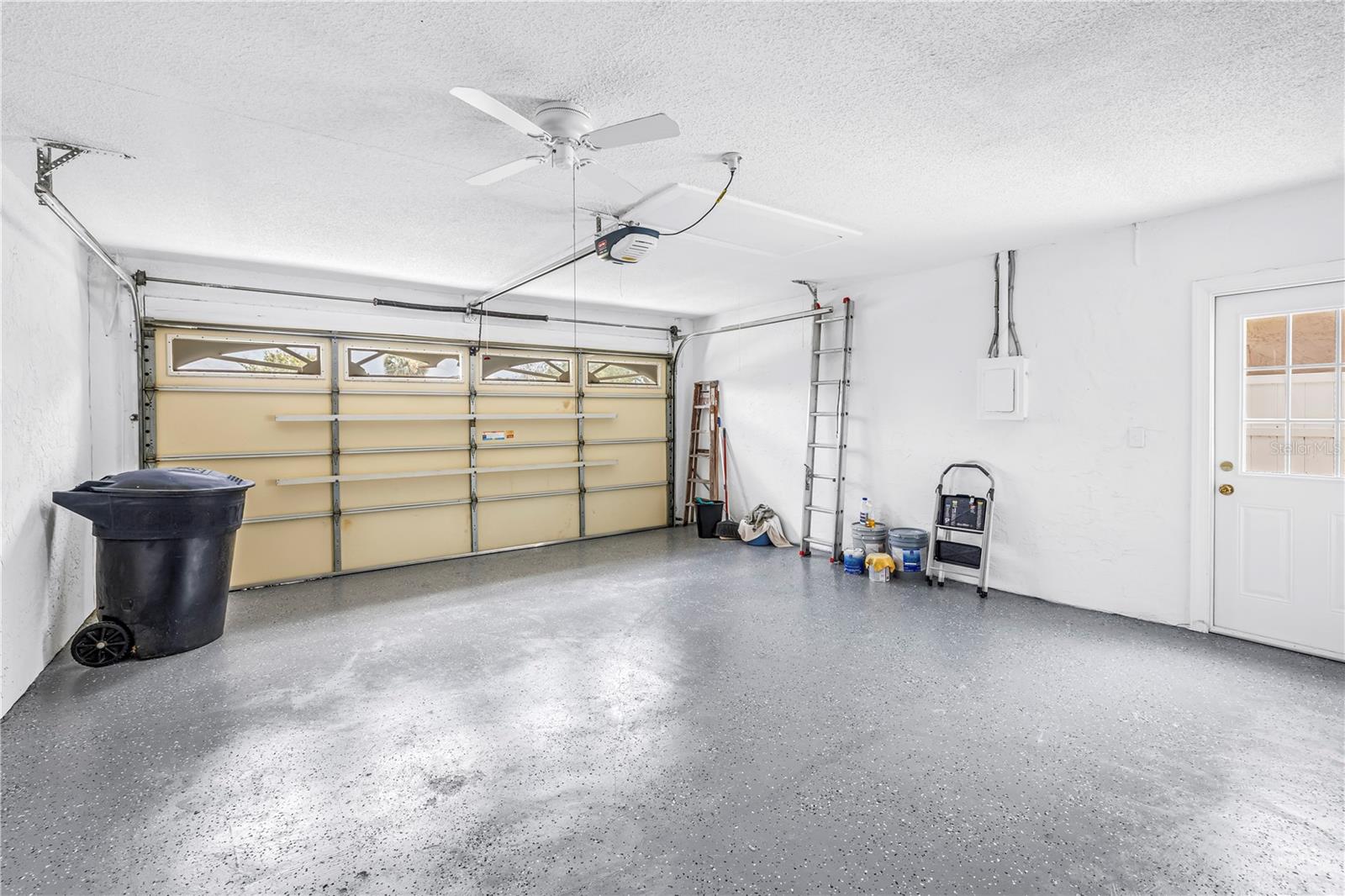 TWIN LAKES 3RD ADD - Residential