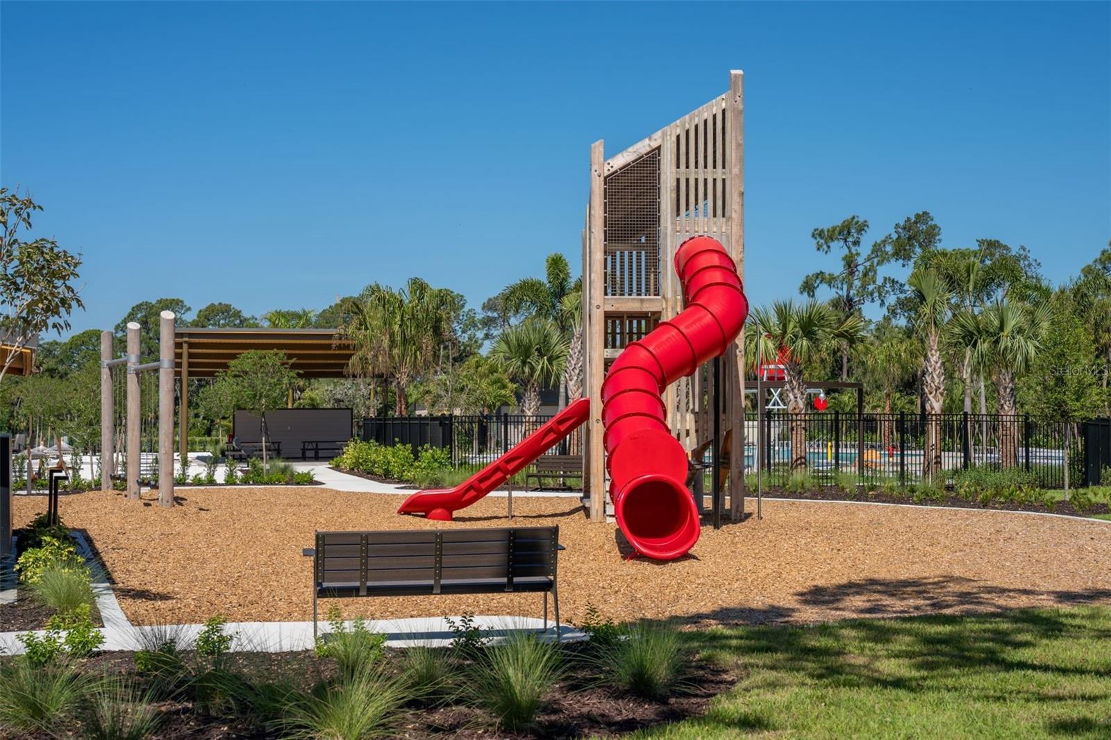 OAKFIELD LAKES - Residential