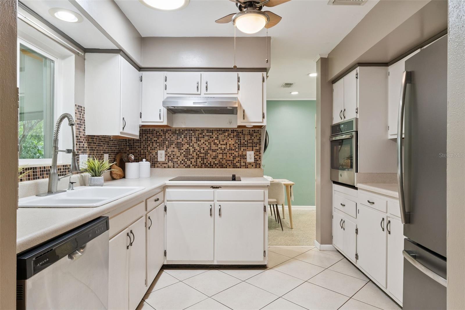 OAKLAND ESTATES 1ST SEC - Residential