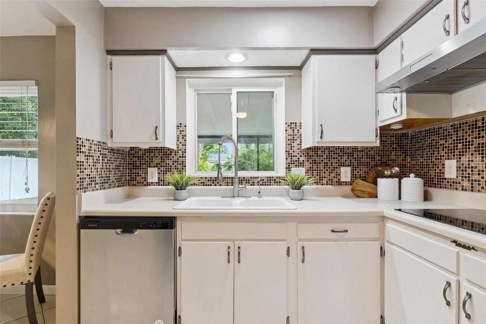 OAKLAND ESTATES 1ST SEC - Residential