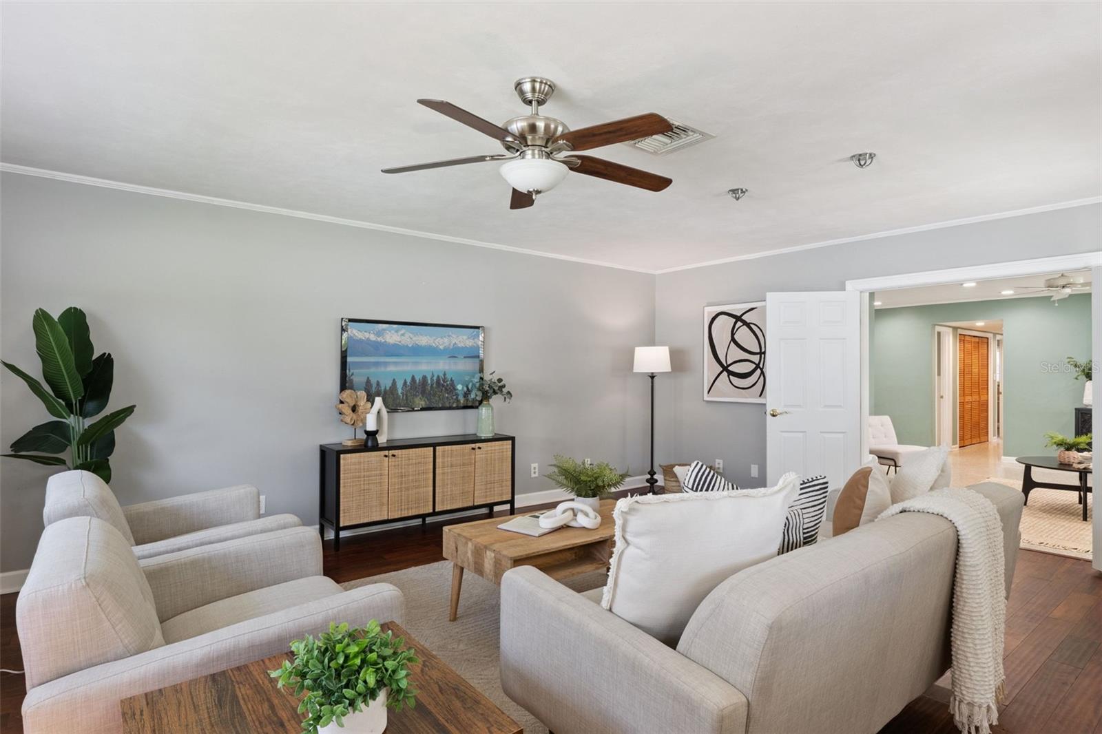 OAKLAND ESTATES 1ST SEC - Residential