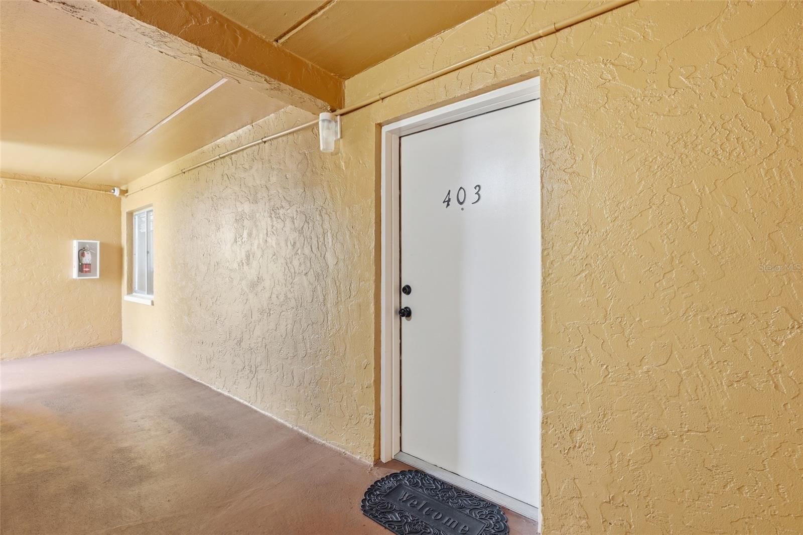 TOWERS CONDO - Residential