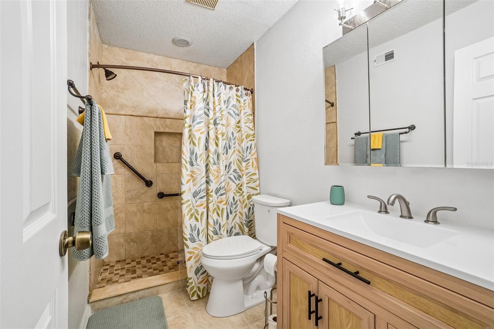 SAVANNAH TRACE I A CONDOMIN - Residential