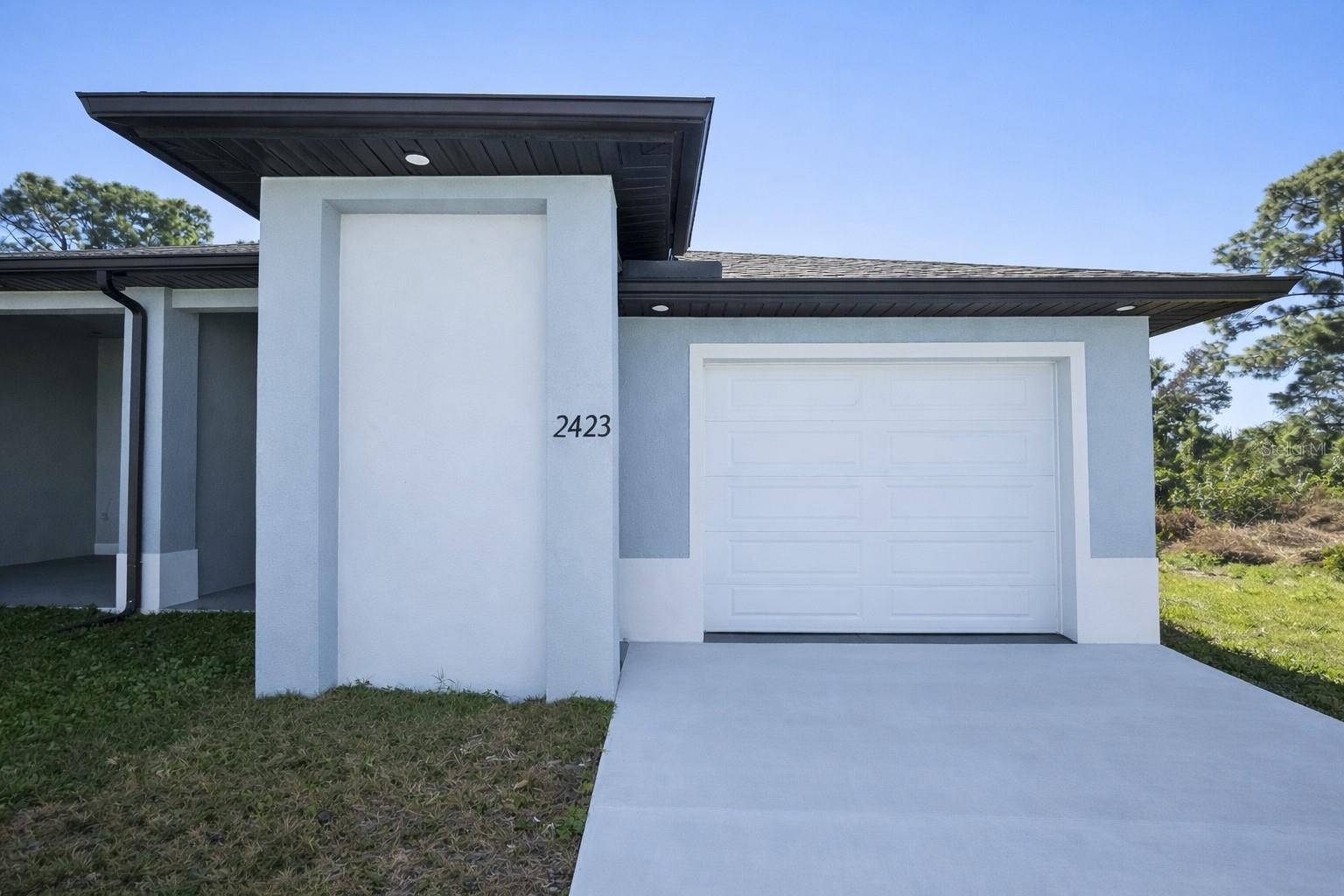 LEHIGH ESTATES - Residential Income