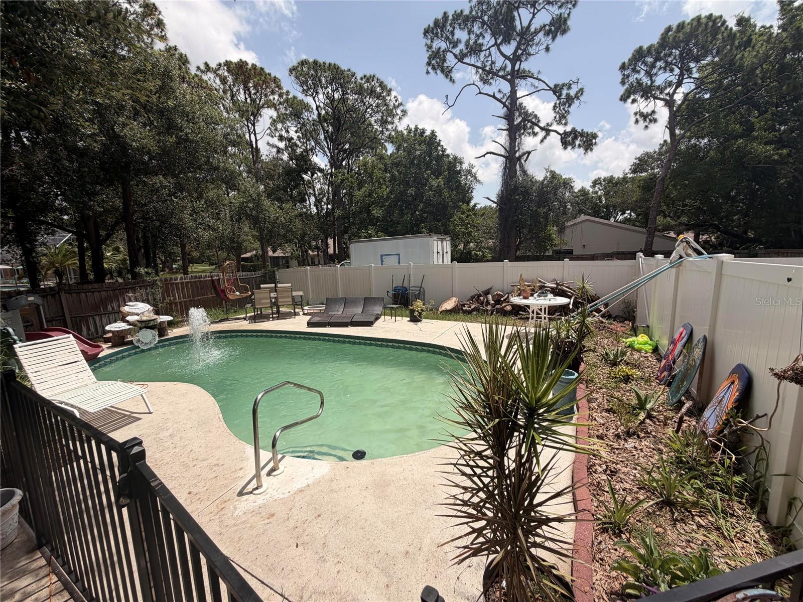 RAMBLEWOOD/CAROLINA EST AREA - Residential Income