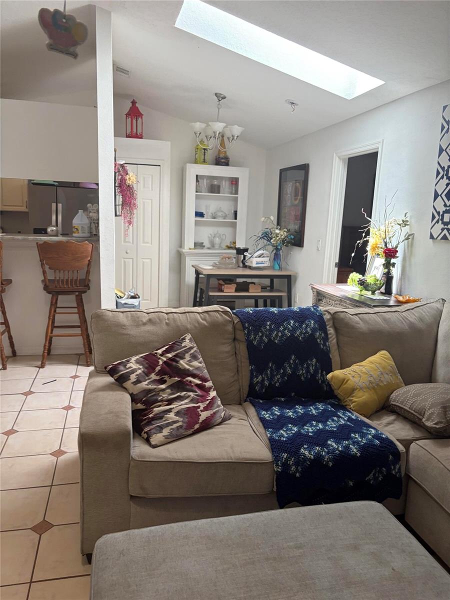 RAMBLEWOOD/CAROLINA EST AREA - Residential Income