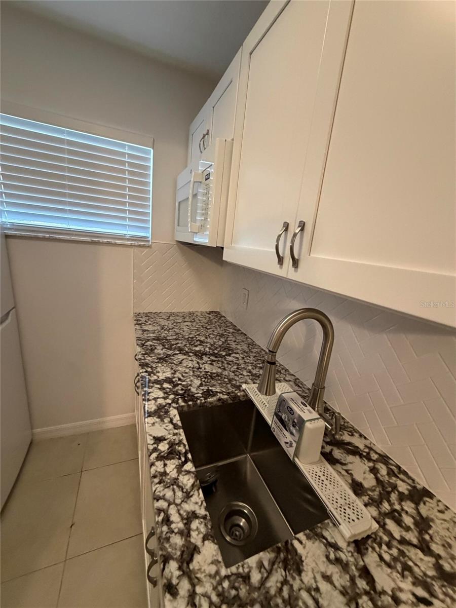RAMBLEWOOD/CAROLINA EST AREA - Residential Income