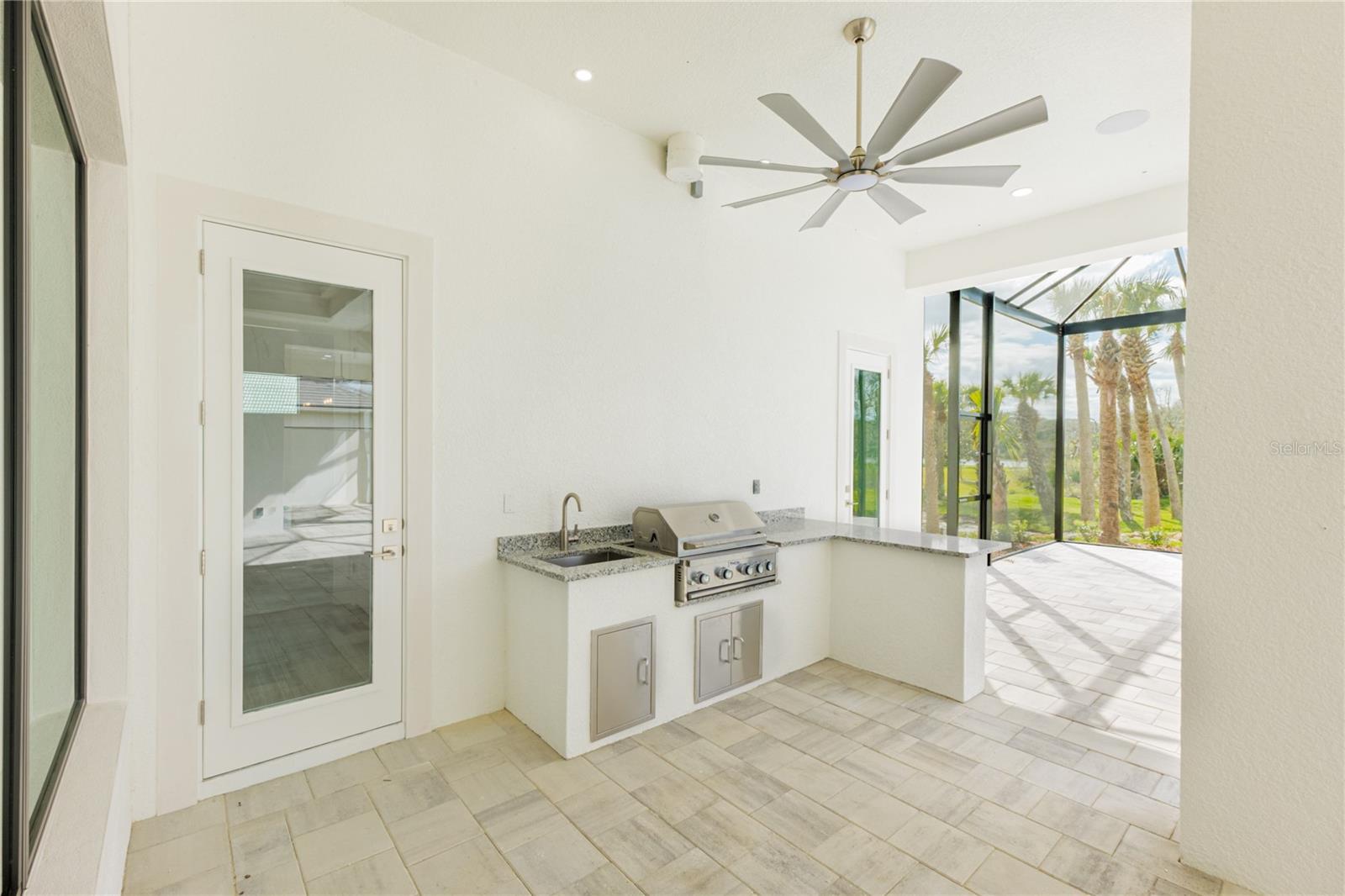 ISLAND ESTATES SUB - Residential