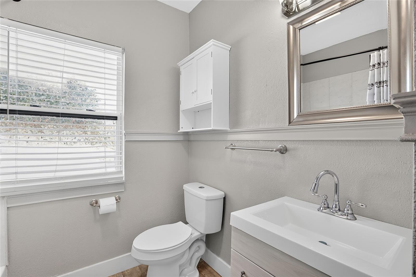 MEADOWBROOK - Residential