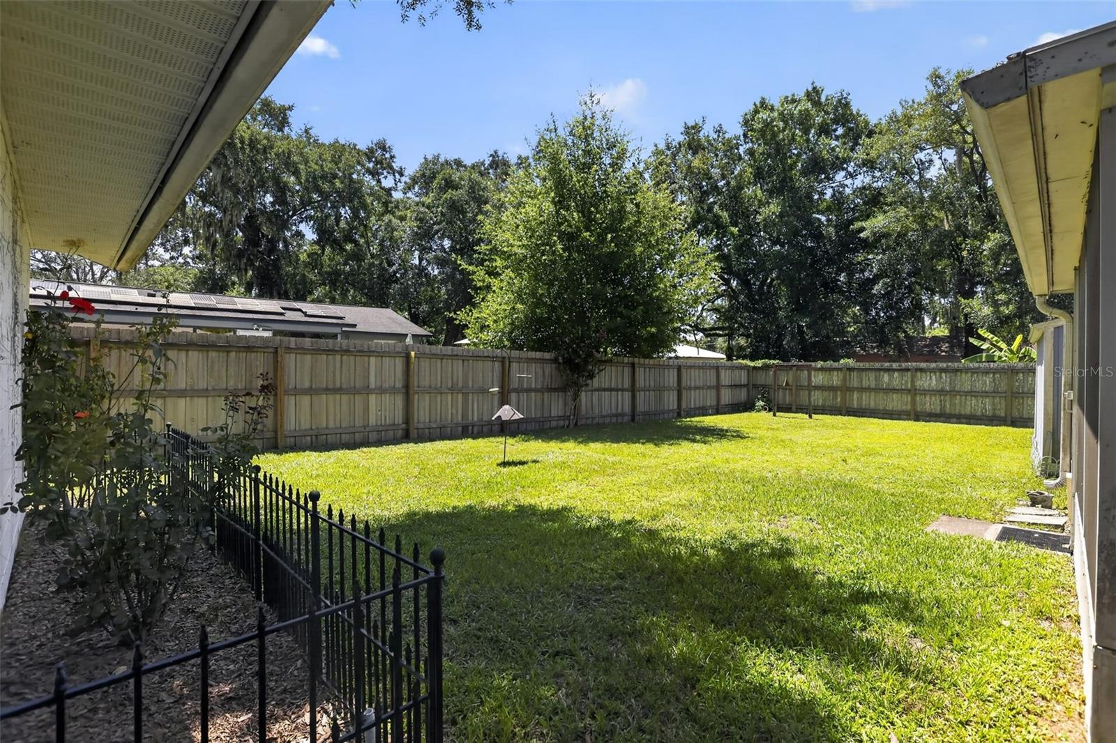 GEHRETT GARDENS - Residential