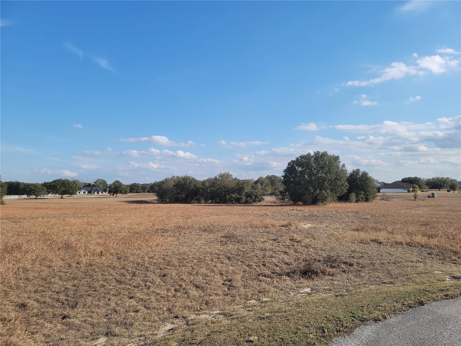 RANCH CLUB - Land