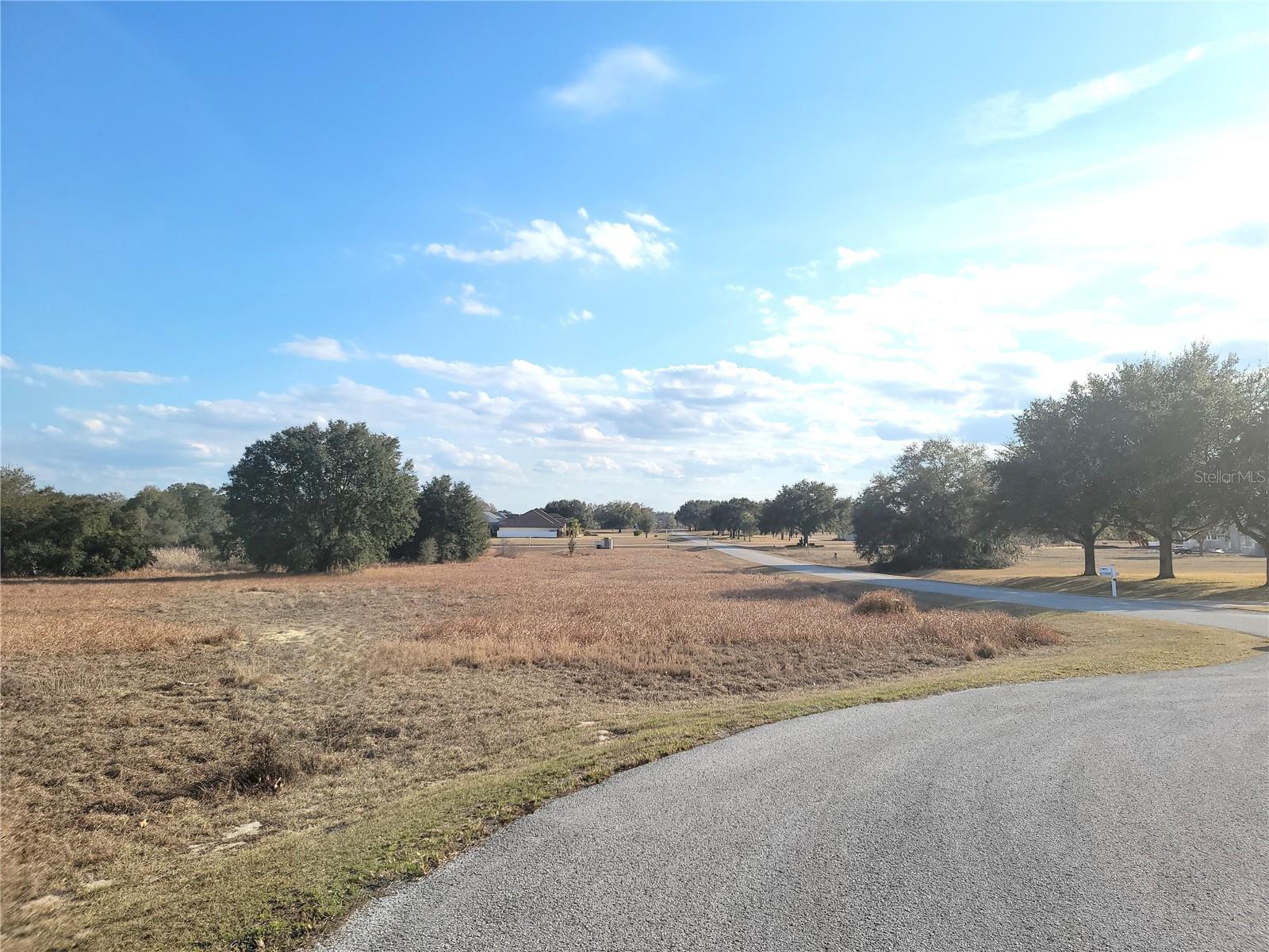 RANCH CLUB - Land