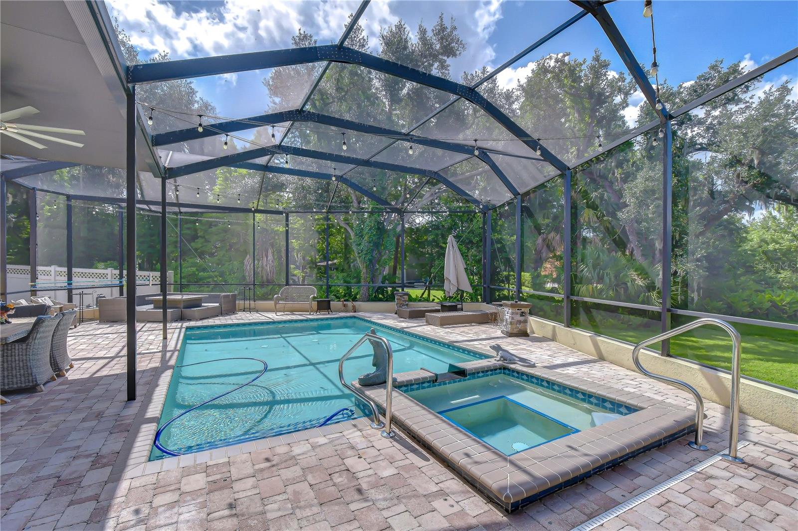 EMERALD CREEK - Residential