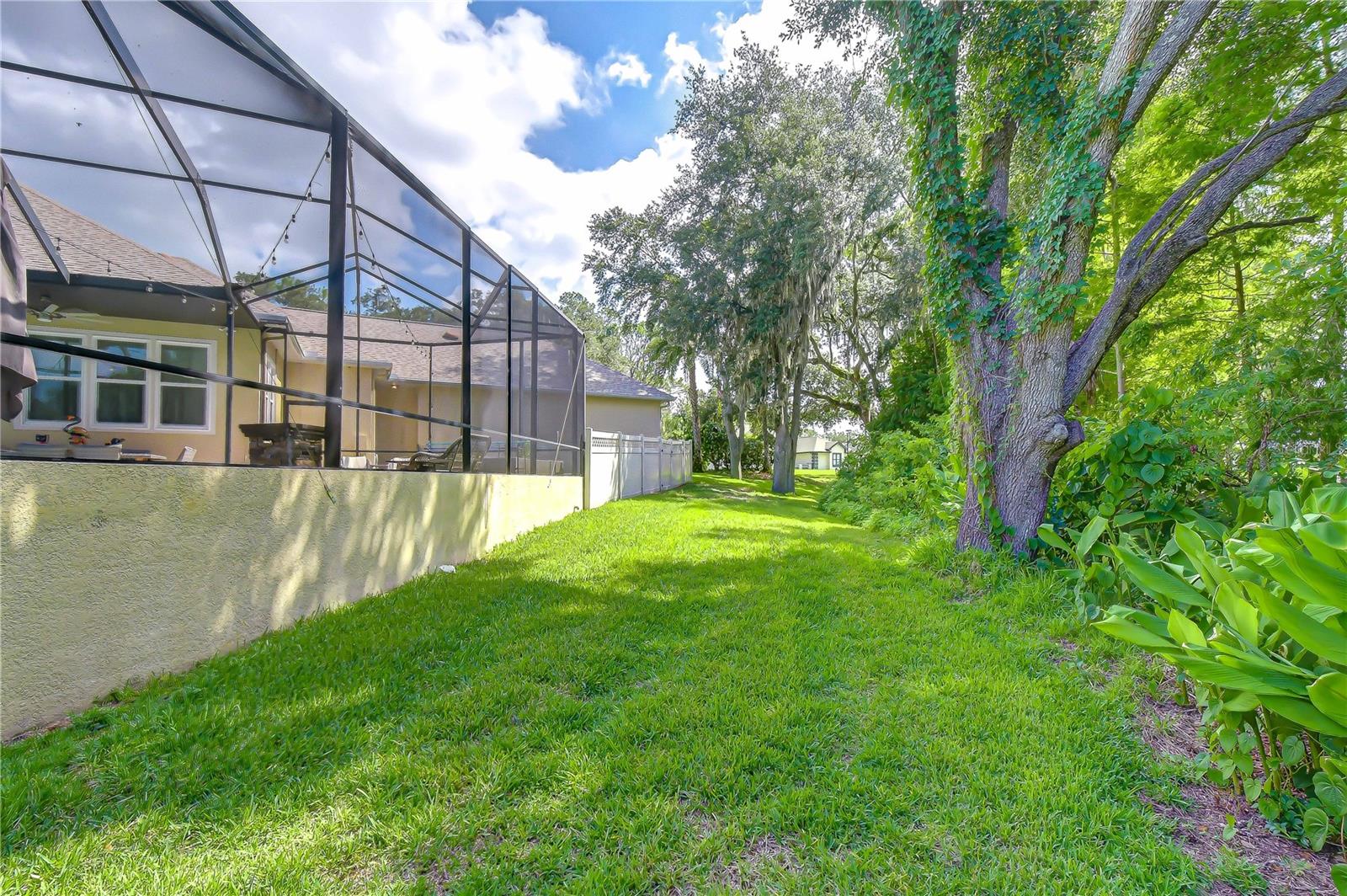 EMERALD CREEK - Residential