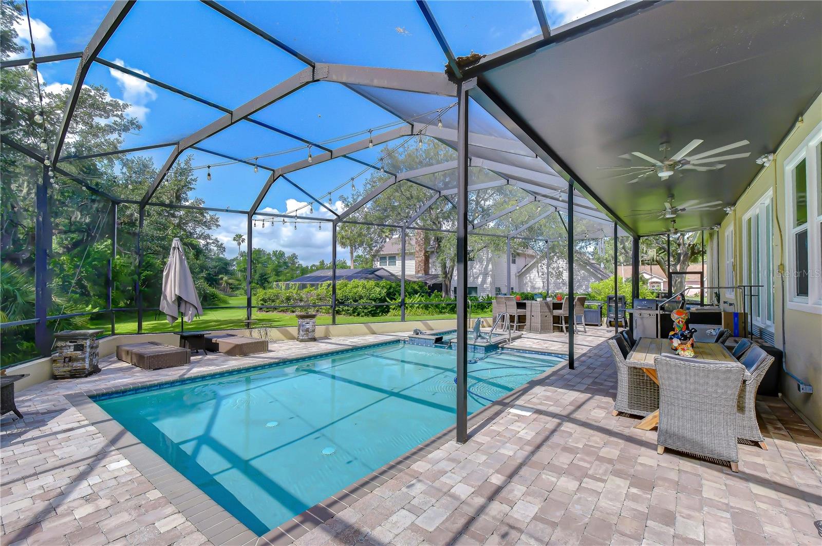 EMERALD CREEK - Residential