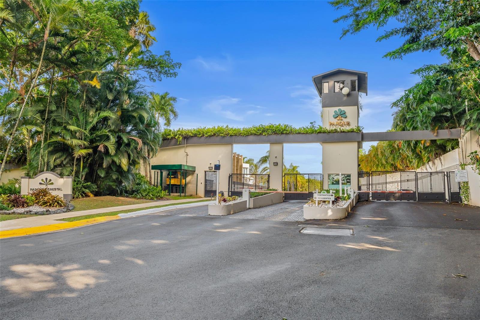 URB PARQUE FORESTAL - Residential