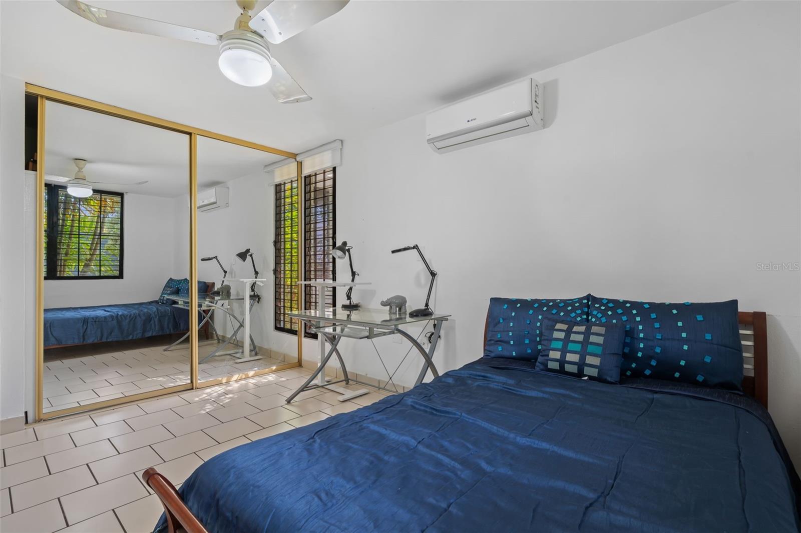 URB PARQUE FORESTAL - Residential