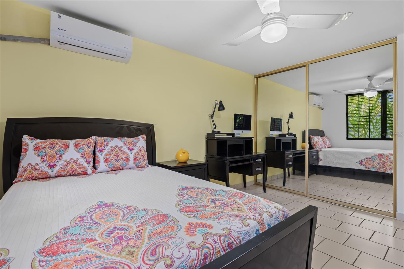 URB PARQUE FORESTAL - Residential