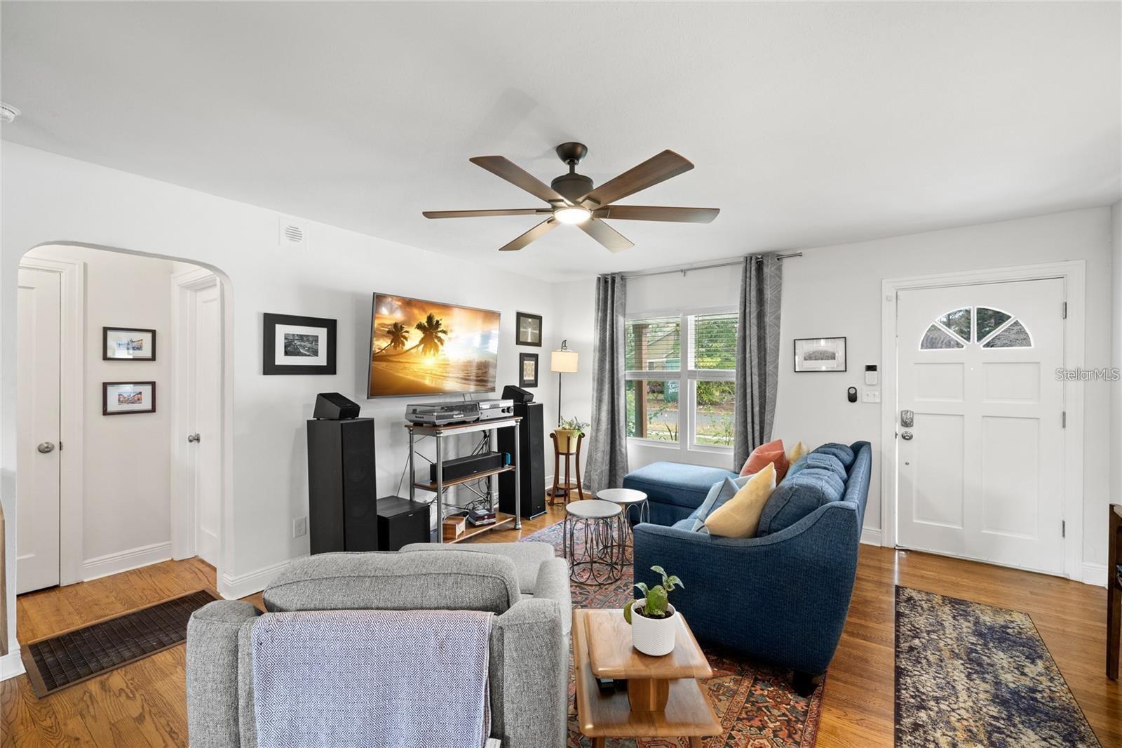 FLORAL VILLA ESTATES REP - Residential Lease