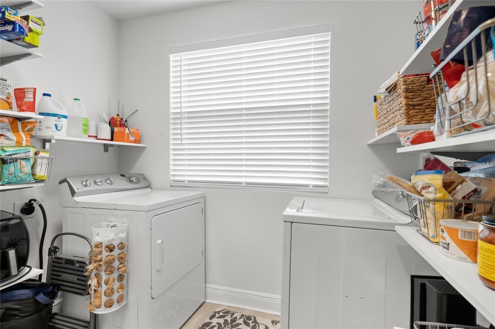 FLORAL VILLA ESTATES REP - Residential Lease