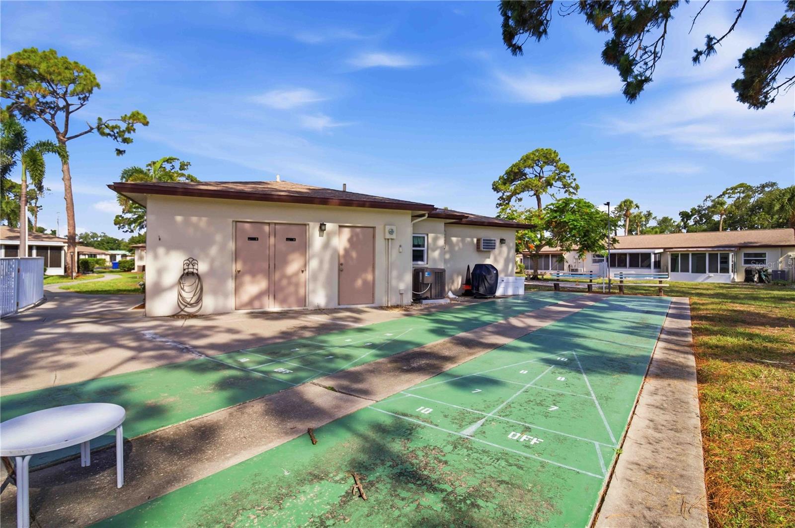 SWIFTON VILLAS SEC B - Residential Lease