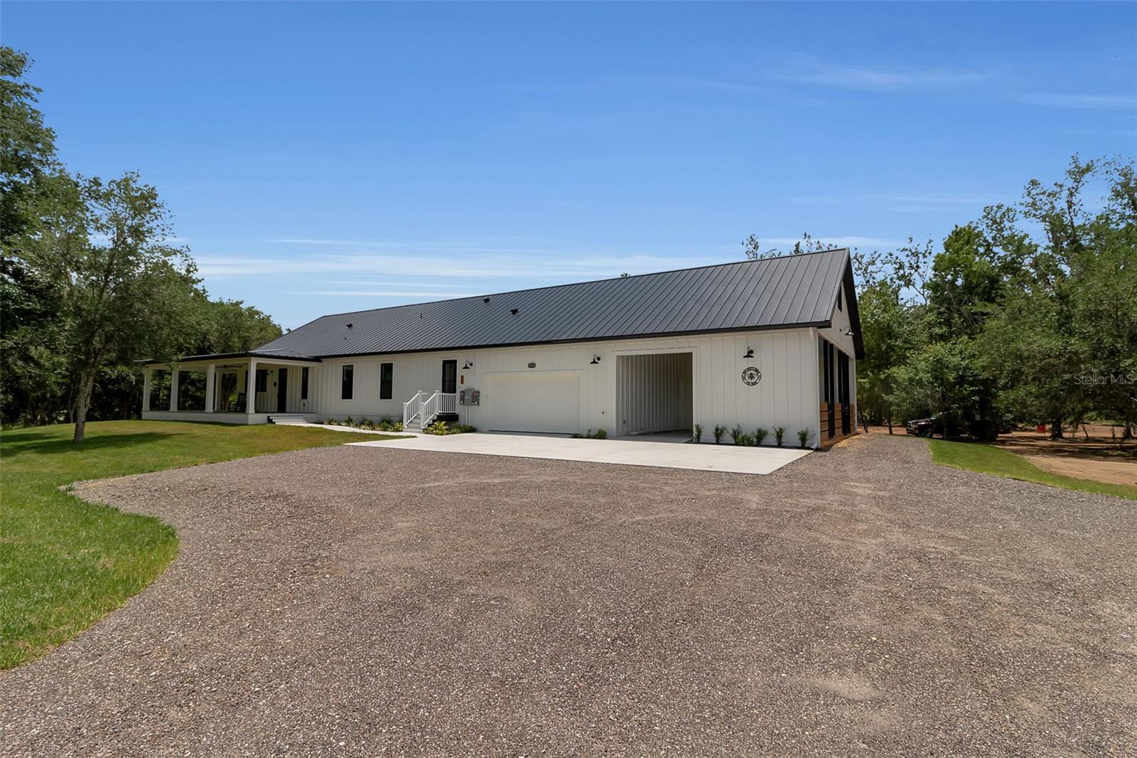 WINDING CREEK - Residential