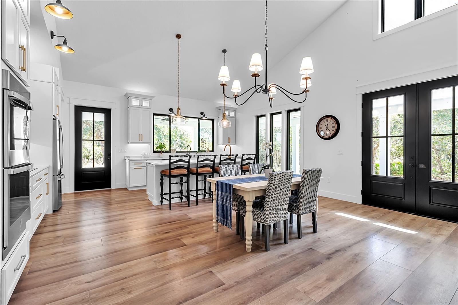 WINDING CREEK - Residential