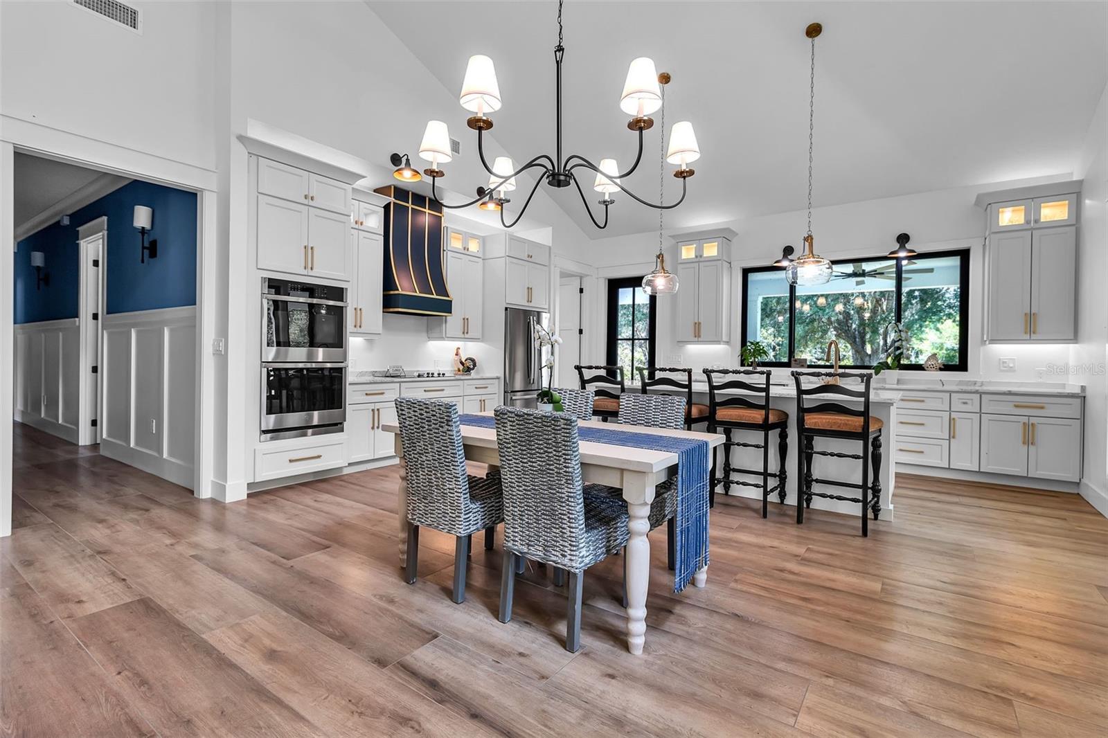 WINDING CREEK - Residential