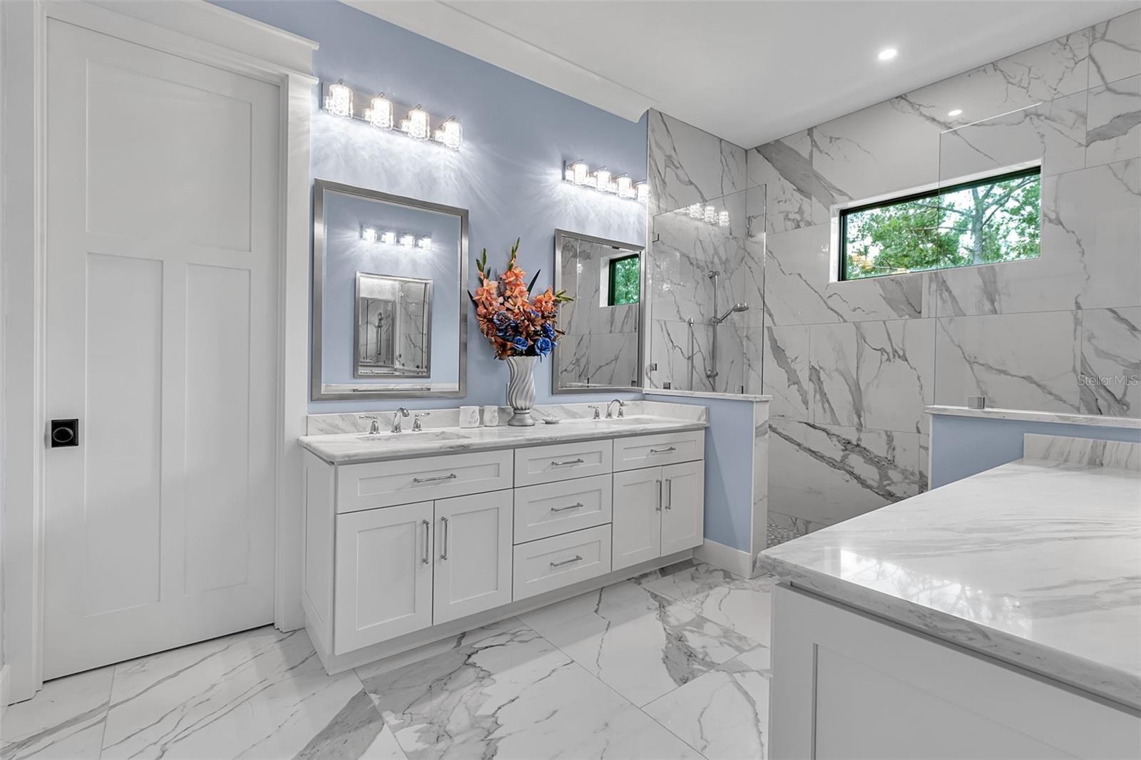WINDING CREEK - Residential